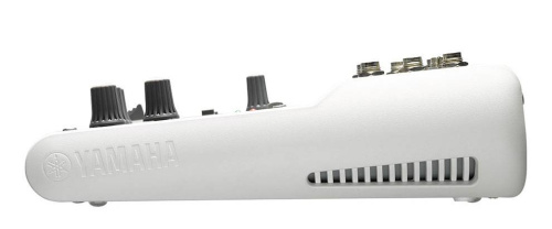 Микшерный пульт YAMAHA AG03