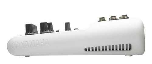 Микшерный пульт YAMAHA AG06